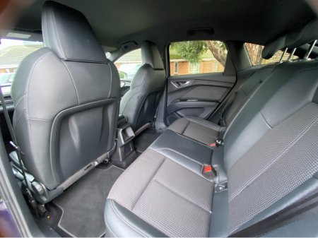 2023 Audi Q4 e-tron SPORTBACK 40 E-TRON S LINE 4DR AUTO thumbnail