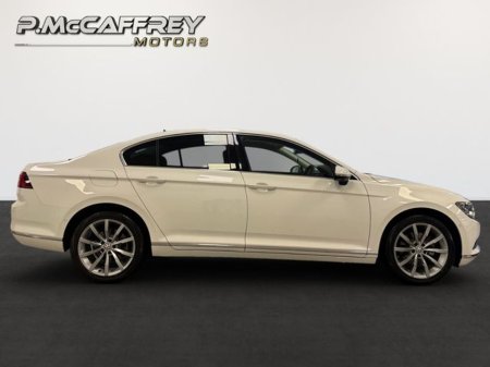 2018 Volkswagen Passat - thumbnail 4