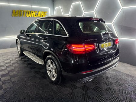 2016 Mercedes-Benz GLC Class 220 D 4Matic Auto €24,950 thumbnail