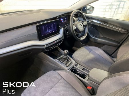 2023 Skoda Octavia - thumbnail 4