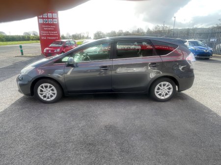 2013 Toyota Prius - thumbnail 8