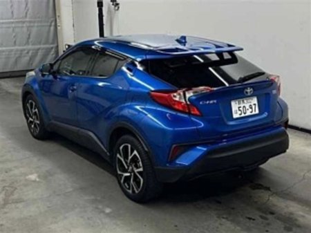 2017 Toyota C-HR - thumbnail 4