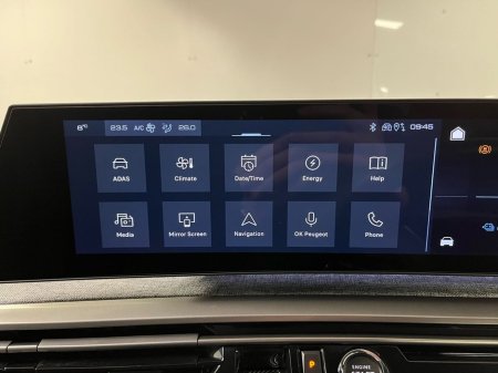 2025 Peugeot 3008 - thumbnail 18