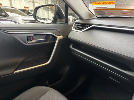 2024 Toyota Rav4 - thumbnail 17