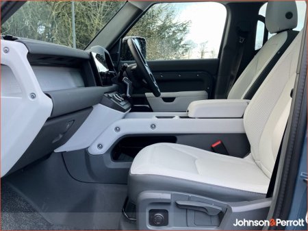 2025 Land Rover Defender 110 2.0 Si4 PHEV 300 PS S Campaign (Remainder of 5 year Manufacturer Warranty) €98,900