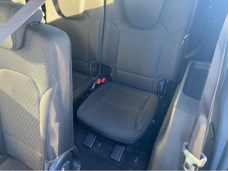 2017 Kia Carens OR RONDO EX 5DR €11,900 thumbnail