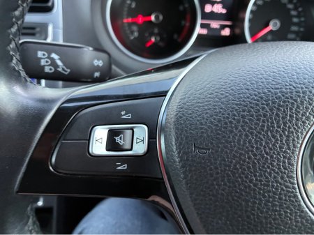 2016 Volkswagen Polo 1.2i TSI Petrol AllStar Automatic €13,500 thumbnail