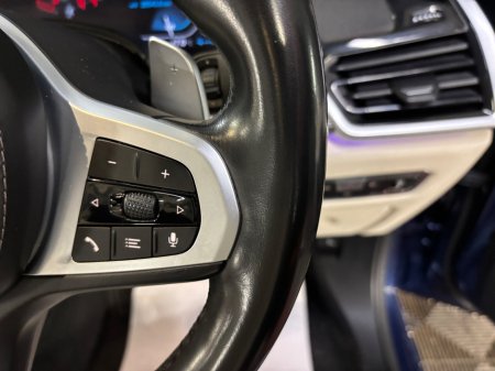 2022 BMW X5 xDrive45e xLine €57,950 thumbnail