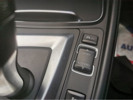 2017 BMW 3 Series - thumbnail 12