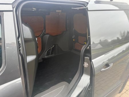 2021 Ford Transit Connect Active AUTO NO VAT 120bhp €23,250 thumbnail