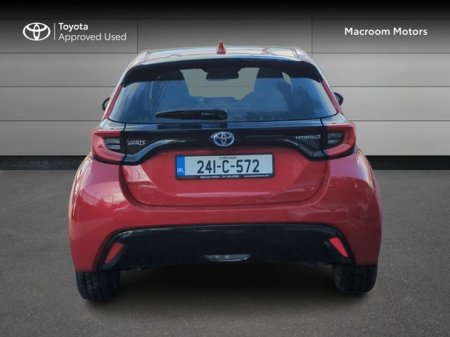 2024 Toyota Yaris - thumbnail 4