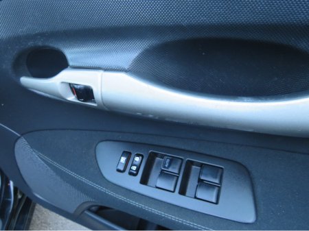 2009 Toyota Auris 1.33  VVT-I TR 5DR PETROL LOW MILEAGE BLACK €4,950 thumbnail