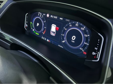 2023 Volkswagen Tiguan R-LINE 1.4 TSI PHEV S- DSG €38,950 thumbnail