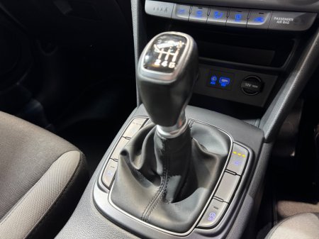 2018 Hyundai Kona - thumbnail 18