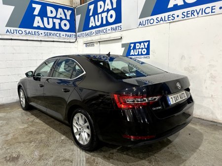 2018 Skoda Superb - thumbnail 5