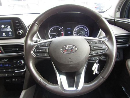 2019 Hyundai Santa Fe 2WD Executive Plus 5DR €23,950 thumbnail