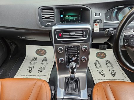 2016 Volvo V60 - thumbnail 23