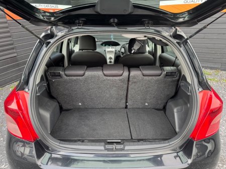 2006 Toyota Yaris - thumbnail 19