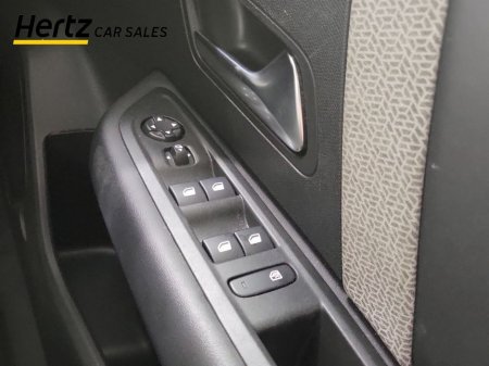 2023 Citroen C4 - thumbnail 19