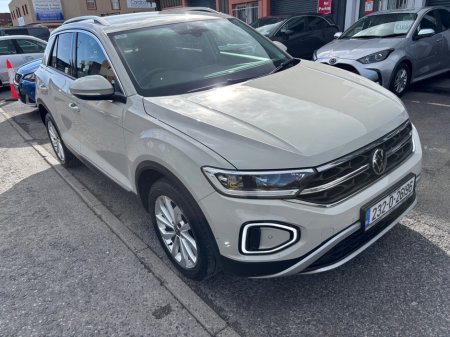 2023 Volkswagen T-Roc - thumbnail 7