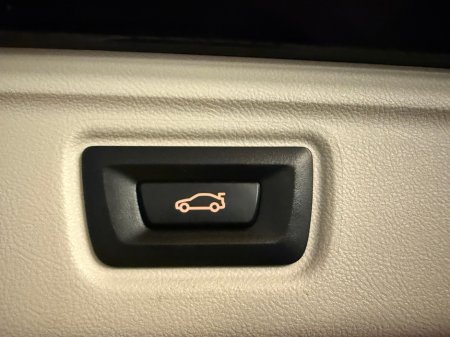 2022 BMW 3 Series - thumbnail 28