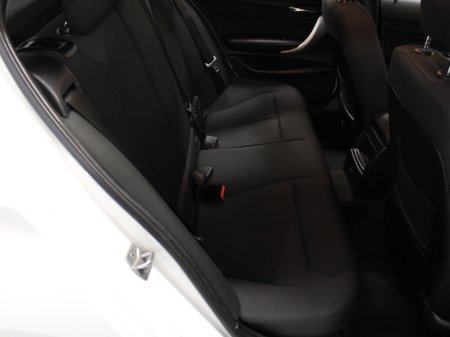 2016 BMW 1 Series - thumbnail 26