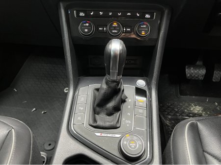 2019 Volkswagen Tiguan €25950 2019 VOLKSWAGEN TIGUAN TDI 4MOTION HIGH LINE 2.0 AUTOMATIC / CRUISE CONTROL / 360° PARKING CAMERA / ELECTRIC MEMORY HEATED REAR & FRONT SEATS €25,950 thumbnail