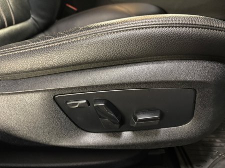 2019 BMW 5 Series - thumbnail 14