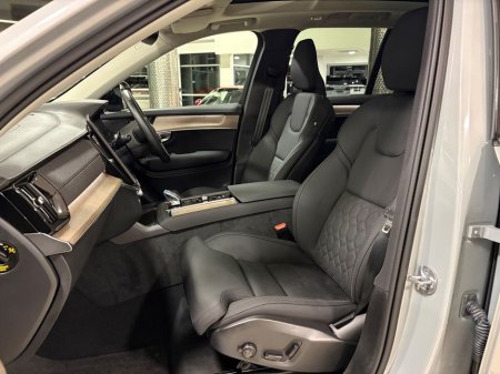 2025 Volvo XC90 T8 PLUS AWD=VAPOUR GREY//PAN ROOF//AS NEW=2 YEAR WARRANTY=TAILORED FINANCE PACKAGES INCL PCP AVAILABLE=TRADE IN'S WELCOME €79,995 thumbnail