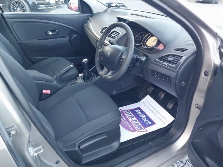 2011 Renault Fluence - thumbnail 12