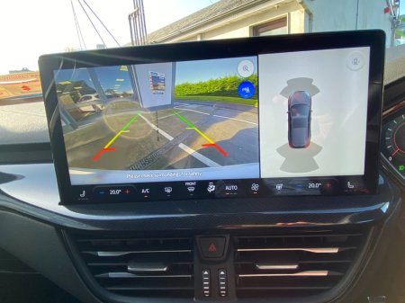 2023 Ford Focus - thumbnail 25