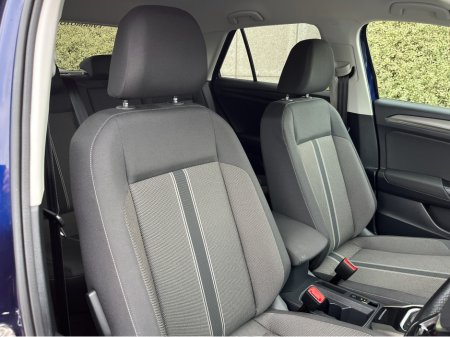 2020 Volkswagen T-Roc STYLE DESIGN AUTOMATIC 2.0 DIESEL //KEYLESS ENTRY//2 TONE PAINT//ADAPTIVE CRUISE CONTROL//REVERSE CAMERA// €23,950 thumbnail