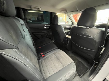 2023 Mitsubishi Outlander - thumbnail 17