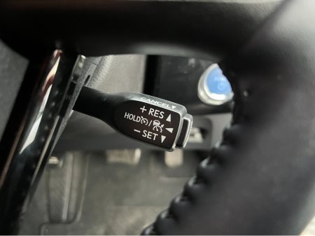 2021 Toyota Prius S 4WD AUTOMATIC HYBRID 1.8 PETROL //KEYLESS ENTRY//REVERSE CAMERA//ADAPTIVE CRUISE CONTROL// €19,950 thumbnail