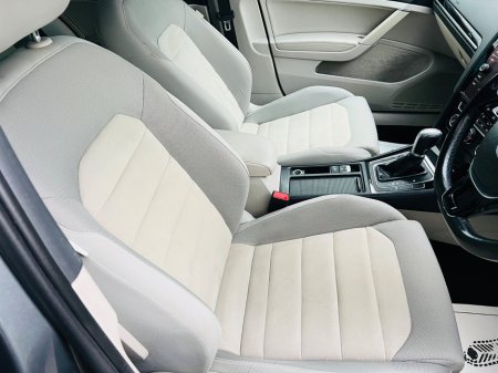 2017 Volkswagen Golf 1.6 TDI 5DR 115HP Highline DSG €13,750 thumbnail