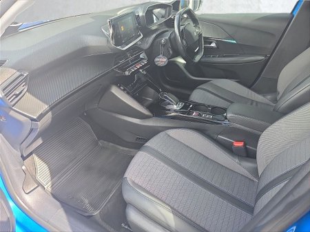 2020 Peugeot 208 - thumbnail 6