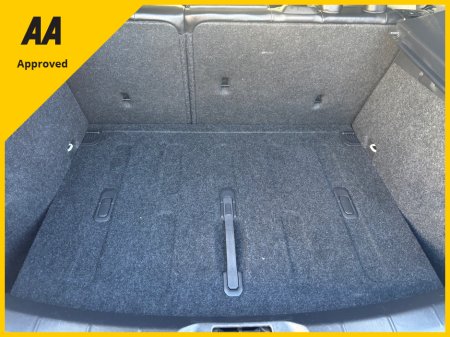 2014 Volvo V40 1.6T4 SE 5DR AUTO FULLY LOADED WITH EXTRAS €11,450 thumbnail