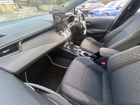 2023 Toyota Corolla - thumbnail 19