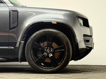2024 Land Rover Defender - thumbnail 9
