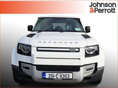 2025 Land Rover Defender 110 PHEV 300 As New €92,950 thumbnail