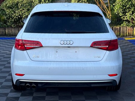 2017 Audi A3 SPORT 1.4 TFSI AUTO // DIAMOND CUT ALLOYS // LEATHER INTERIOR // APPLE CARPLAY/ANDROID AUTO €17,900 thumbnail