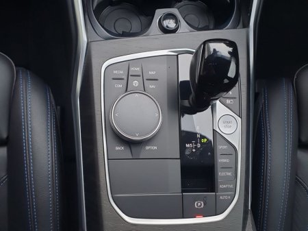 2022 BMW 3 Series - thumbnail 10