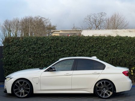 2018 BMW 3 Series 330e M-SPORT COMPETITION 2.0 HYBRID // LEATHER POWERED & HEATED M-SPORT SEATS // SERVICE HISTORY // BLIND SPOT MONITOR €22,900 thumbnail