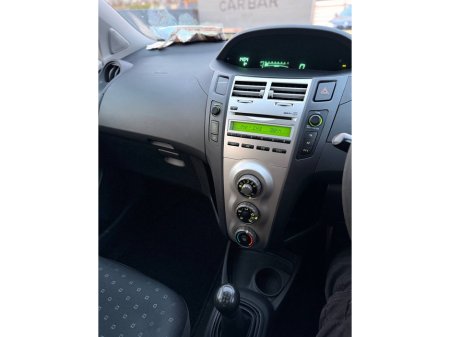 2007 Toyota Yaris - thumbnail 24