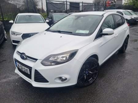 2014 Ford Focus - thumbnail 10