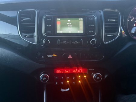 2016 Kia Carens - thumbnail 17