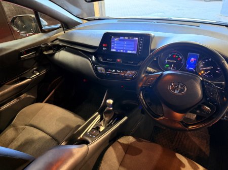 2018 Toyota C-HR - thumbnail 19