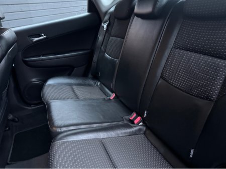 2010 Hyundai i30 - thumbnail 12