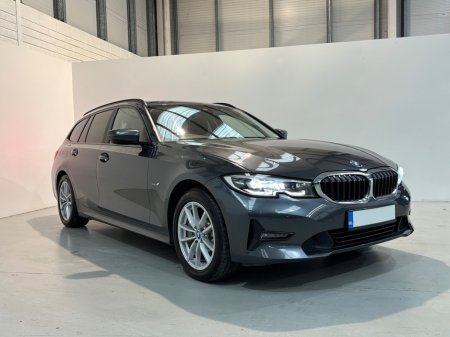 2022 BMW 3 Series - thumbnail 1