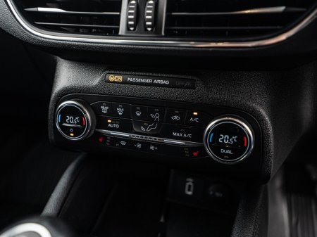 2021 Ford Focus - thumbnail 30